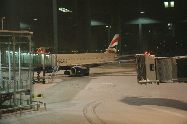 Schnee am Flughafen Basel